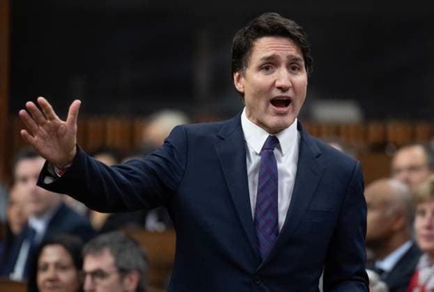 November 27, 2024, Ottawa, On, Canada: Prime Minister Justin Trudeau rises during Question Period, Wednesday, Nov. 27, 2024 in Ottawa. Ottawa Canada  - ZUMAc35_ 20241127_zaf_c35_055 Copyright: xAdrianxWyldx