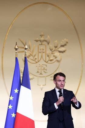 Macron Presides Over Young Talented Entrepreneur Award Ceremony - Paris President Emmanuel Macron speaks during the award ceremony for young talented entrepreneurs from immigration suburbs in France at the Elysee Palace in Paris, France on November 27, 2024. Photo by Stephane Lemouton Pool ABACAPRESS.COM Paris France  Copyright: xLemoutonxStephane Pool ABACAx