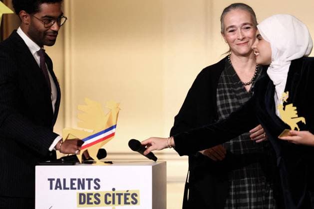 Macron Presides Over Young Talented Entrepreneur Award Ceremony - Paris Delphine Ernotte attends the award ceremony for young talented entrepreneurs from immigration suburbs in France at the Elysee Palace in Paris, France on November 27, 2024. Photo by Stephane Lemouton Pool ABACAPRESS.COM Paris France  Copyright: xLemoutonxStephane Pool ABACAx