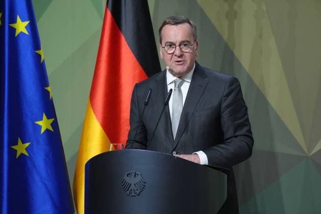 Presentation of the Bundeswehr and Society 2024 Award Defense Minister Boris Pistorius during his speech at the presentation of the Bundeswehr and Society 2024 Award in the Paul Loebe Haus, Berlin, 28 11 2024 Berlin Berlin Germany