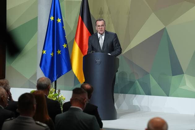 Presentation of the Bundeswehr and Society 2024 Award Defense Minister Boris Pistorius during his speech at the presentation of the Bundeswehr and Society 2024 Award in the Paul Loebe Haus, Berlin, 28 11 2024 Berlin Berlin Germany