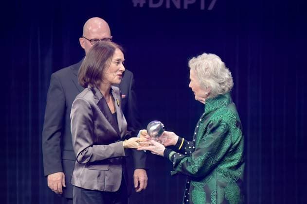 German Sustainability Award 2024 on 28 11 2024 at the Maritim Hotel in Düsseldorf Dr Katarina Barley Vice-President of the EU Parliament , left, presents the award to Mary Robinson Former President of Ireland, UN High Commissioner for Human Rights xJFx