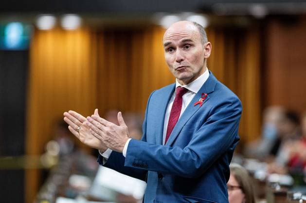 November 28, 2024, Ottawa, On, Canada: Minister of Public Services and Procurement and Quebec Lieutenant Jean-Yves Duclos rises during Question Period in the House of Commons on Parliament Hill in Ottawa, on Thursday, Nov. 28, 2024. Ottawa Canada  - ZUMAc35_ 20241128_zaf_c35_071 Copyright: xSpencerxColbyx