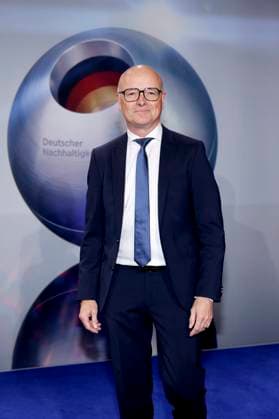 Presenter Karsten Schwanke at the presentation of the German Sustainability Award at the Maritim Hotel Düsseldorf Düsseldorf, 28 11 2024 NRW Germany Copyright: xChristophxHardtx