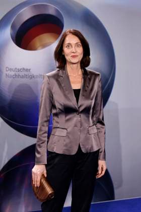 Politician Katarina Barley SPD at the presentation of the German Sustainability Award at the Maritim Hotel Düsseldorf Düsseldorf, 28 11 2024 NRW Germany Copyright: xChristophxHardtx