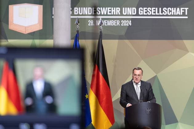 28 11 2024, Bundeswehr and Society Award Award ceremony 2024 at the Paul Löbe Haus of the German Bundestag in Berlin Defense Minister Boris Pistorius SPD welcomes the award winners and guests Berlin