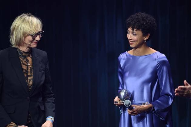 Malaika MIHAMBO, long jumper, receives the honorary prize of the German Sustainability Award, on the left laudator Heike DRECHSLER, former long jumper, German Sustainability Award ceremony in Duesseldorf on 29 11 2024