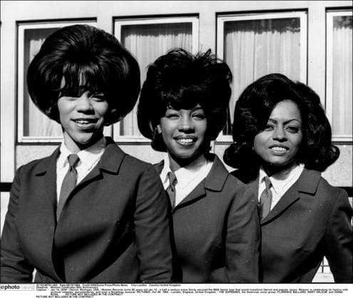 Archivbilder der Woche KW48 Motown Celebrates 50th Anniversary Jan 14, 2009 - Detroit, Michigan, USA - Motown Records turns 50 years old Jan 12 - a half a century since Gordy secured the $800 family loan that would transform Detroit and popular music. Motown is celebrating its history with archival releases, documentaries, and even a Broadway musical. PICTURED: Oct 08, 1964 - London, England, United Kingdom - THE SUPREMES, the American vocal group, FLORENCE BALLARD, MARY WILSON, and DIANA ROSS. London United Kingdom  Copyright: xK09x
