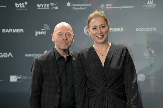 German Sustainability Award 2024 on 29 11 2024 at the Maritim Hotel in Düsseldorf Dr Christine Lemaitre Managing Director of the DGNB , right and support xJFx