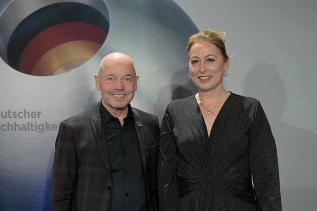 German Sustainability Award 2024 on 29 11 2024 at the Maritim Hotel in Düsseldorf Dr Christine Lemaitre Managing Director of the DGNB , right and support xJFx