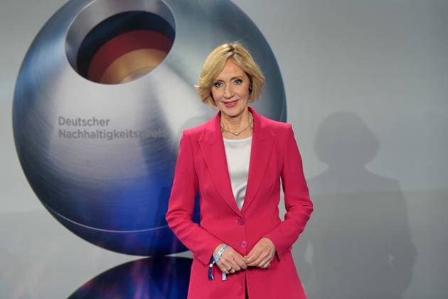 German Sustainability Award 2024 on 29 11 2024 at the Maritim Hotel in Düsseldorf Petra Gerster Moderator xJFx