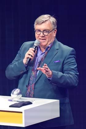 German Sustainability Award 2024 on 29 11 2024 at the Maritim Hotel in Düsseldorf Hape Kerkeling Entertainer, presenter and author during his acceptance speech at the award ceremony xJFx