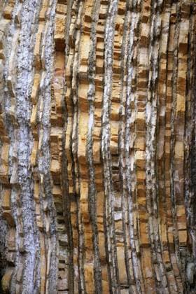 Creative Highlights World Hintergrund der natürlichen Steinformen an der Küste Background of stone natural shapes in the coastline Copyright: imageBROKER TONOxBALAGUER ibxtbb11839017.jpg