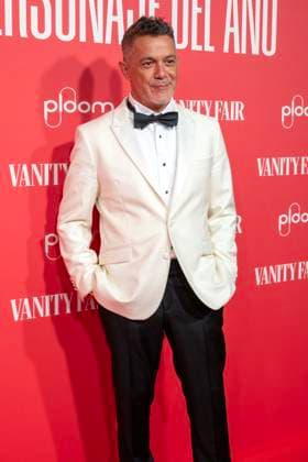 December 4, 2024, Madrid, Madrid, Spain: ALEJANDRO SANZ attends Vanity Fair Person of the Year Award 2024: Ã¢â‚¬oeALEJANDRO SANZÃ¢â‚¬Â at the NEOMUDEJAR MUSEUM on December 04, 2024 in Madrid, Spain. Madrid Spain - ZUMAc312 20241204_zsp_c312_026 Copyright: xOscarxManuelxSanchezx