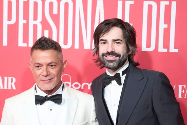 Alejandro Sanz Vanity Fair Person of the Year Award 2024 Alejandro Sanz, Alberto Moreno attends Vanity Fair Person of the Year Award 2024 at La Neomudejar Museum on December 4, 2024 in Madrid, Spain Photo by IMAGO MPG Madrid La Neomudejar Museum Madrid Spain  Copyright: xMPGx