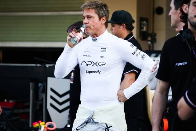 December 5, 2024, Abu Dhabi, United Arab Emirates: Brad Pitt, actor playing Sonny Hayes, a driver of the fictional Apex APXGP F1 team in the upcoming F1 movie directed by Joseph Kosinski, is seen on a movie set ahead of Formula 1 Abu Dhabi Grand Prix at Yas Marina Circuit on December 5th, 2024 in Abu Dhabi, United Arab Emirates. Abu Dhabi United Arab Emirates - ZUMAz156 20241205_zip_z156_022 Copyright: xBeataxZawrzelx