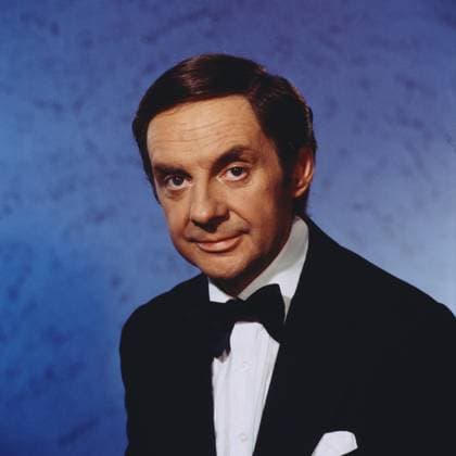 TONIGHT HARALD Tonight: Harald - ZDF Show, 1984, im Ballsaal des Interconti Berlin, Harald Juhnke stellt sich in seiner Show als Entertainer vor - hier ein Studio-Portrait von Harald Juhnke., Berlin Deutschland Copyright: ArthurxGrimm AGR_82030593 EDITORIAL USE ONLY
