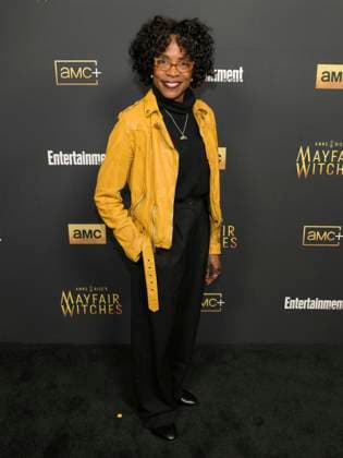 December 5, 2024, Hollywood, California, USA: Charlayne Woodard attends AMC s Anne Rice s Mayfair Witches Season 2 Red Carpet. Hollywood USA - ZUMAb173 20241205_aap_b173_194 Copyright: xBillyxBennightx