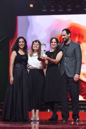 Marrakech Closing Ceremony Nadia Kounda, Mercedes Cordova and Director Silvina Schnicer receive the award for The Cottage and Ali Abbasi during the Closing Ceremony during the 21st Marrakech International Film Festival in Marrakech, Morocco on December 07, 2024. Photo by Aurore Marechal ABACAPRESS.COM Marrakech Morocco  Copyright: xMarechalxAurore ABACAx