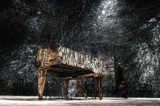 Bilder des Jahres 2024, Entertainment 12 Dezember Entertainment Themen der Woche KW50 Entertainment Bilder des Tages Chiharu Shiota Ausstellung in Paris NEWS : Chiharu Shiota investit le Grand Palais - 09 12 2024 Vernissage, l artiste japonaise Chiharu Shiota expose The Soul Trembles (Les fremissements de l ame au Grand Palais.  Copyright: xLionelxUrmanx