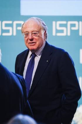 Milan, Italy: Milan, The award ceremony of the ISPI Prize 2024 to Mario Draghi. In the photo: Paolo Scaroni Milan Italy  - ZUMAp169 20241209_zea_p169_253 Copyright: xAlessandroxBremecx