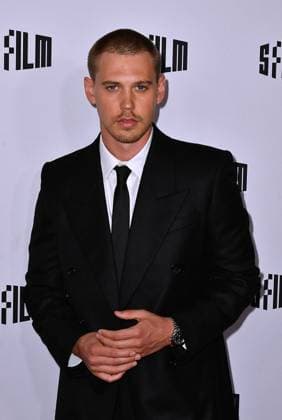 SFFILM Awards Night - Red Carpet At Gateway Pavilion Featuring: Austin Butler Where: San Francisco, California, United States When: 09 Dec 2024 Credit: MediaPunch INSTARimages EDITORIAL USE ONLY. NOT FOR USE BY NEWSPAPERS BASED IN THE UK. Copyright: xCaseyxFlanigan imageSPACEx MediaPunchx instar54377036