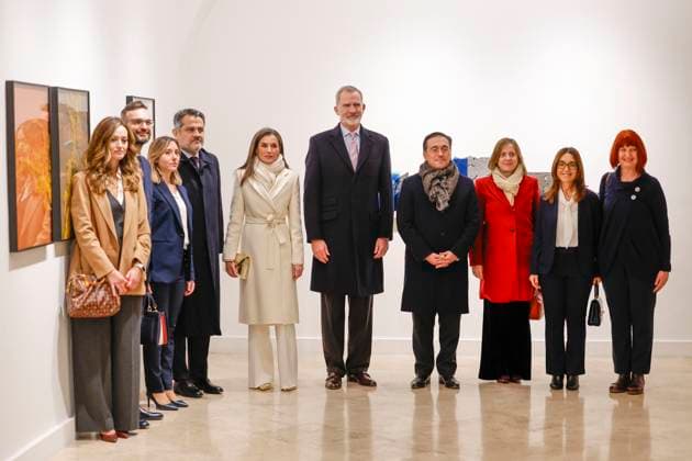 Bilder des Jahres 2024, Entertainment 12 Dezember Entertainment Themen der Woche KW50 Entertainment Bilder des Tages Spain s King Felipe VI (C) and Queen Letizia (C-L), next to Spanish Minister of Foreign Affairs Jose Manuel Albares (4d), take part in a meeting with the Association of Italian Hispanists as part of their official trip to Italy, in Rome, Italy, 10 December 2024. Spain s King Felipe VI and Queen Letizia visit Italy !ACHTUNG: NUR REDAKTIONELLE NUTZUNG!  Copyright: xChemaxMoyax GRAF2642 20241210-55015468224_1