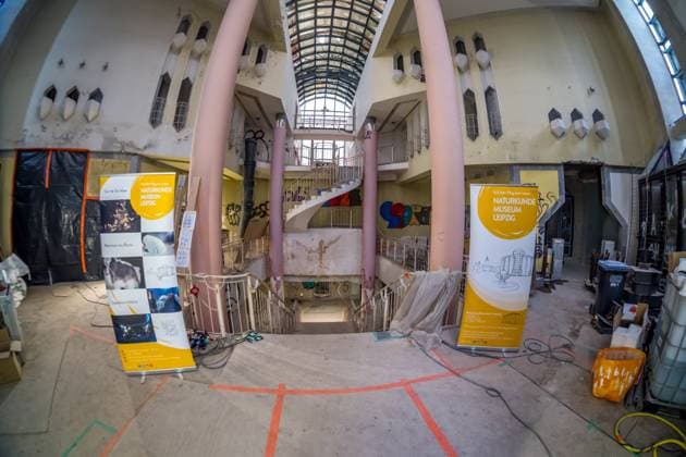Tour of the construction site of the new Natural History Museum At its meeting in November, the City Coun