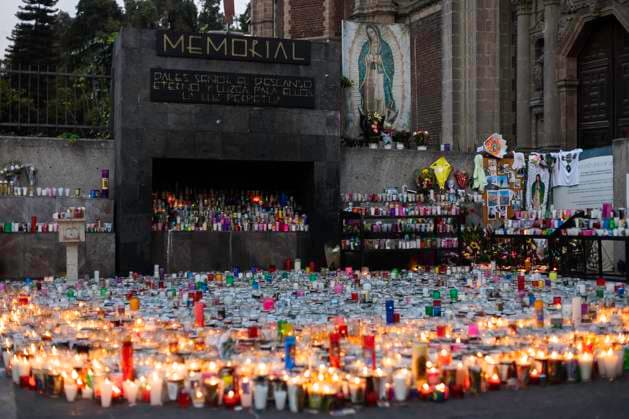 December 13, 2024: Mexico City, Mexico. To celebrate the Virgin of Guadalupe on her day, millions of pilgrims travel from all over Mexico to the Basilica in the country s capital. - ZUMAl178 20241213_znp_l178_010 Copyright: xCristianxLeyvax