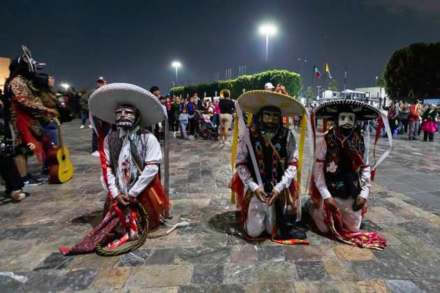 December 13, 2024: Mexico City, Mexico. To celebrate the day of the Virgin of Guadalupe, some indigenous peoples dance their traditional dances as an offering in the capital s basilica. - ZUMAl178 20241213_znp_l178_034 Copyright: xCristianxLeyvax