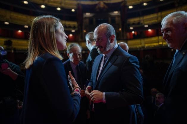 Forum Europa 2024 Award ceremony for Roberta Metsola in Madrid - 13 Dec 2024 Pedro Rollán (c), President of the Senate of Spain, talks with Roberta Metsola (L), President of the European Parliament during the Forum Europa 2024 Award ceremony. Madrid Spain Copyright: xDavidxCanalesx xSOPAxImagesx DCNEFMetzola241211-51