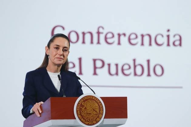 Mexico™s President Claudia Sheinbaum Briefing Conference Mexico s President Claudia Sheinbaum, speaking during a briefing conference about the reform against vapers and the integral project for the renovation of arts and cultural education schools, at the National Palace. on December 13, 2024 in Mexico City, Mexico. Mexico City CDMX Mexico Copyright: xCarlosxSantiagox