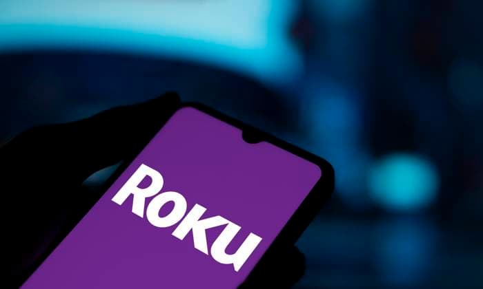 Dhaka, Bangladesh- 24 Oct 2024: Roku logo is displayed on smartphone. Dhaka, Bangladesh- 24 Oct 2024: Roku logo is displayed on smartphone. Copyright: xZoonar.com MojahidxMottakinx 22410536