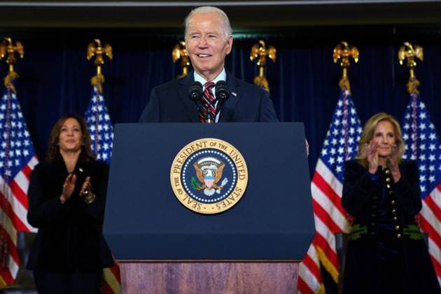 News Themen der Woche KW50 News Bilder des Tages White House Pool Coverage US President Joe Biden delivers remarks at the Willard International Washington Hotel in Washington, DC, USA, 15 December 2024. President Biden and Vice President Harris addressed the Democratic National Committee’s Holiday Reception. EPA-EFE WILL OLIVER POOL WASHINGTON DC United States  Copyright: xPool ABACAx