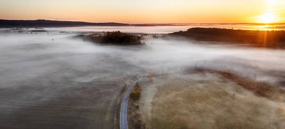 Harzlandschaft im Nebel Herbststimmung Harzlandschaft im Nebel Herbststimmung Copyright: xZoonar.com DanielxKühnex 22431080