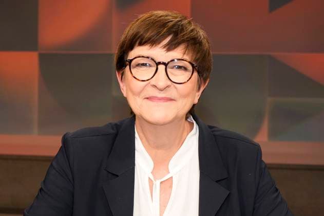 Saskia Esken in der ARD-Talkshow hart aber fair im Studio Adlershof. Berlin, 16.12.2024 *** Saskia Esken on the ARD talk show hart aber fair in Studio Adlershof Berlin, 16 12 2024 Foto:xT.xBartillax xFuturexImagex hart_fair1612_4224