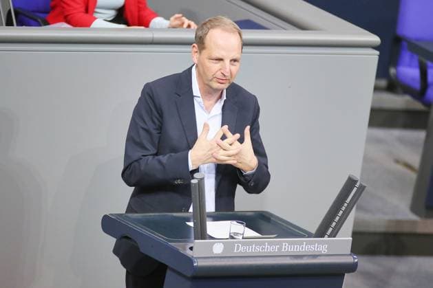 Berlin, Deutschland, 06.12.2024: Deutscher Bundestag: 204. Bundestagssitzung: Thomas Heilmann, CDU *** Berlin, Germany, 06 12 2024 German Bundestag 204 Bundestag session Thomas Heilmann, CDU Copyright: xdtsxNachrichtenagenturx dts_53887