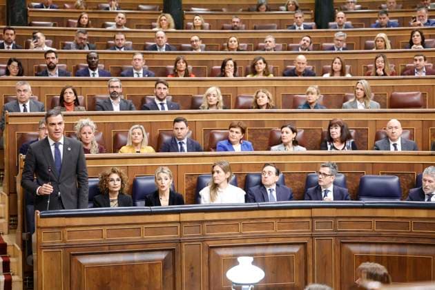 Last face to face of the year in the Congress of Deputies between Sánchez and Feijóo I D The President of the Government, Pedro Sánchez the First Vice President and Minister of Finance, María Jesús Montero the Second Vice President and Minister of Labor, Yolanda Díaz the Minister of Foreign Affairs, European Union and Cooperation José Manuel Albares and the Minister for the Presidency, Relations with the Courts and Justice, Félix Bolanos, during a control session to the Government, in the Congress of Deputies, on December 18, 2024, in Madrid Spain During the control session, the PP focuses on the judicial scandals affecting the Executive such as the wife of the President of the Government or the Koldo case While the plenary session is taki  Copyright: xJesusxHellinx 6413049
