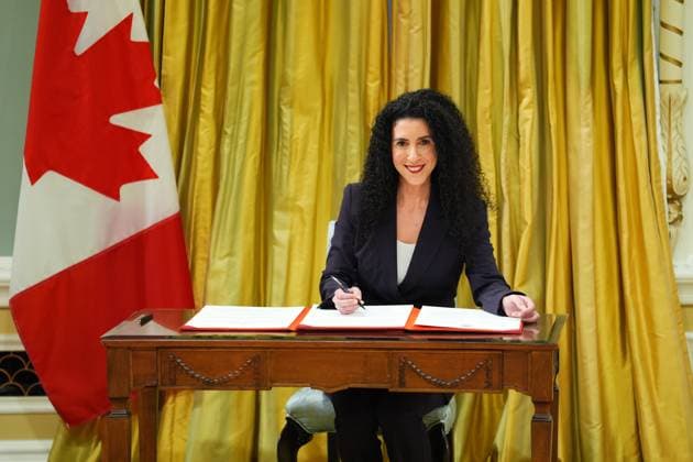December 20, 2024, Ottawa, On, Canada: Minister of Official Languages and Associate Minister of Public Safety Rachel Bendayan signs a document during a cabinet swearing-in ceremony at Rideau Hall in Ottawa, on Friday, Dec.20, 2024. Ottawa Canada  - ZUMAc35_ 20241220_zaf_c35_041 Copyright: xSeanxKilpatrickx