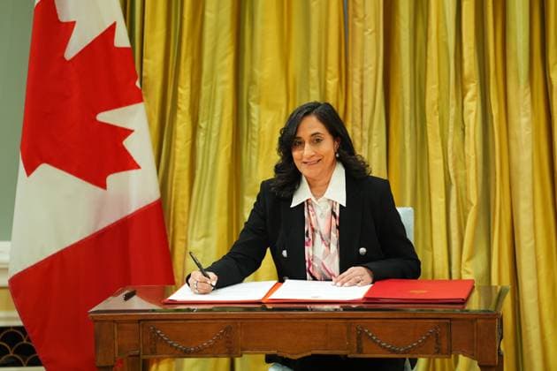 December 20, 2024, Ottawa, On, Canada: Transport Minister Anita Anand signs a document during a cabinet swearing-in ceremony at Rideau Hall in Ottawa, on Friday, Dec.20, 2024. Ottawa Canada  - ZUMAc35_ 20241220_zaf_c35_046 Copyright: xSeanxKilpatrickx