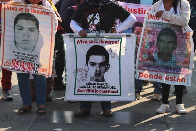 Relatives Of The 43 Missing Students Rally - Mexico City Relatives of the 43 missing students from Ayotzinapa take part during a demonstration from the Glorieta de Peralvillo to the Basilica of Guadalupe. Mexico City, Mexico, December 26, 2024. Photo by Carlos Santiago Eyepix Group ABACAPRESS.COM. Mexico City Mexico  Copyright: xEyepix ABACAx