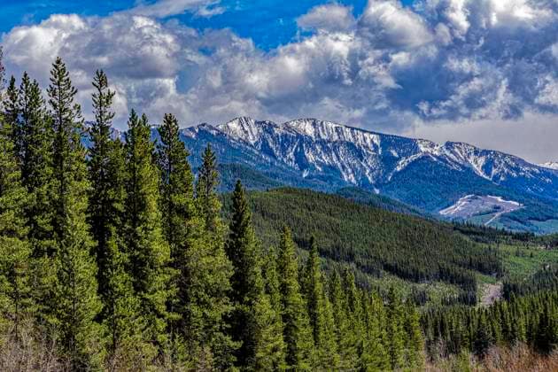 Schneebedeckte kanadische Rocky Mountains, Range Road 51A, Kananaskis Country, Alberta, Kanada Schneebedeckte kanadische Rocky Mountains, Range Road 51A, Kananaskis Country, Alberta, Kanada Copyright: xZoonar.com StevenxHeimx 22573081