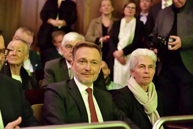 6.1.2025 Dreikönigstreffen Dreikönigskundgebung der FDP im Stuttgarter Opernhaus Stuttgart Opernhaus Baden Württemberg Deutschland *** 6 1 2025 Epiphany meeting Epiphany rally of the FDP at Stuttgart Opera House Stuttgart Opera House Baden Württemberg Germany