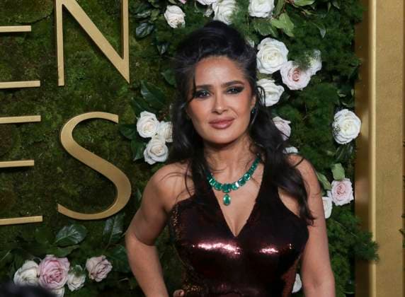 January 5, 2025, Beverly Hills, California, USA: Salma Hayek on the red carpet at the 82nd Annual Golden Globe Awards held on January 5, 2025 at The Beverly Hilton in Beverly Hills, California. BURT HARRIS BNS PI Beverly Hills USA - ZUMAp124 20250105_zaa_p124_240 Copyright: xBurtxHarrisx