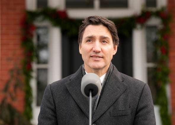 January 6, 2025, Ottawa, On, Canada: Prime Minister Justin Trudeau makes an announcement outside Rideau Cottage in Ottawa on Monday, Jan.6, 2025. Ottawa Canada  - ZUMAc35_ 20250106_zaf_c35_004 Copyright: xAdrianxWyldx
