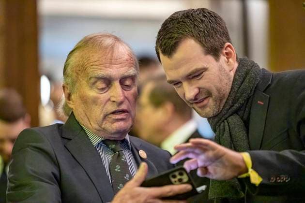 Helmut Haussmann (links). Er war von 1988 bis 1991 Bundesminister für Wirtschaft. Rechts Johannes Vogel. Dreikönigstreffen 2025 der FDP in Stuttgart. 06.01.2024: Stuttgart, Baden-Württemberg, Deutschland. *** Helmut Haussmann left He was Federal Minister for Economic Affairs from 1988 to 1991 Right Johannes Vogel Dreikönigstreffen 2025 der FDP in Stuttgart 06 01 2024 Stuttgart, Baden Württemberg, Germany