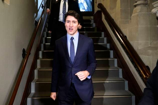 January 8, 2025, Ottawa, On, CAN: Prime Minister Justin Trudeau makes his way to a meeting of the Liberal Caucus in West Block on Parliament Hill in Ottawa, Wednesday, Jan. 8, 2025. Ottawa CAN  - ZUMAc35_ 20250108_zaf_c35_016 Copyright: xJustinxTangx