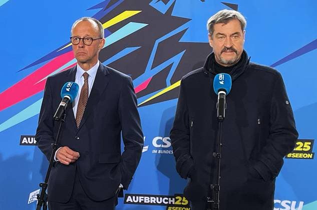 News Themen der Woche KW02 News Bilder des Tages Die CSU Winterklausur tagt mit ihrer Landesgruppe im oberbayerischen Kloster Seeon. Foto: CDU-Kanzlerkandidat Friedrich Merz und der bayerische CSU Ministerpräsident Dr. Markus Söder *** The CSU winter retreat meets with its regional group in Seeon Monastery in Upper Bavaria Photo CDU chancellor candidate Friedrich Merz and Bavarian CSU Minister President Dr. Markus Söder