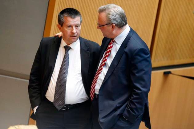 CDU, Christian Goiny, und Innensenator Frank Henkel in der 75. Plenarsitzung Berliner Abgeordnetenhaus, Landesparlament, Berlin, Berlin Deutschland, Germany *** CDU, Christian Goiny, and Senator of the Interior Frank Henkel in the 75 Plenary session Berlin House of Representatives, State parliament, Berlin, Berlin Germany, Germany