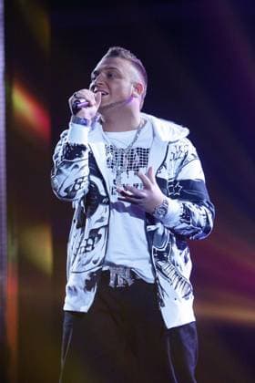 Menowin Froehlich bei der Generalprobe der Zweiten Mottoshow, Die Groessten Pop-Hymnen Aller Zeiten, bei der Siebten Staffel von DSDS - im RTL Studio in Koeln am 27.02.10. Nordrhein-Westfalen Nordrhein-We Germany *** Menowin Froehlich at the Dress rehearsal the second Mottoshow, the biggest Pop Anthems all Times, at the Seventh Relay from DSDS at RTL Studio in Cologne on 27 02 10 North Rhine Westphalia North Rhine We Germany